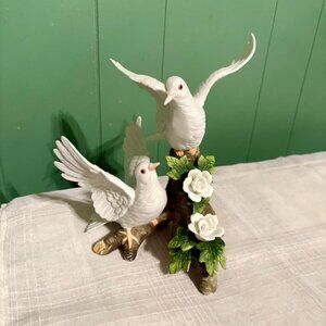 Vintage Porcelain Bisque WELLINGTON White Hand Painted Doves 9.5" Decor